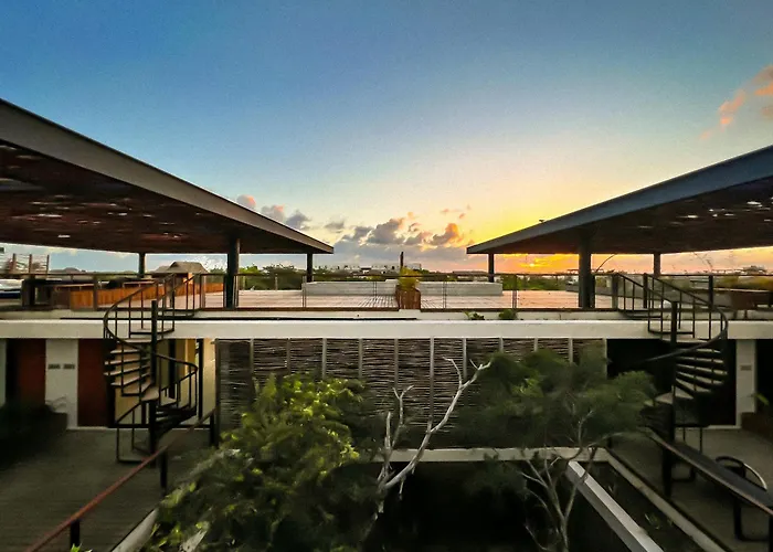Rooftop Paradise 2br In Gated Community *