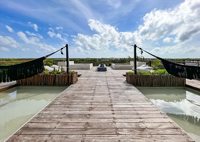 Rooftop Paradise 2br In Gated Community *