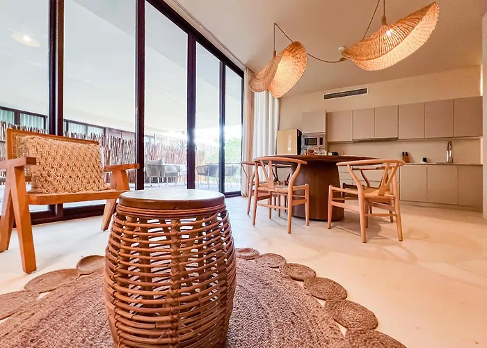 Rooftop Paradise 2br In Gated Community Apartamento